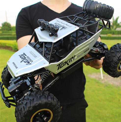 110512975399.jpg 4WD RC Cars Updated Version 2.4G Radio Control RC Cars Toys Buggy High Speed Trucks Off-Road Trucks Toys For Children