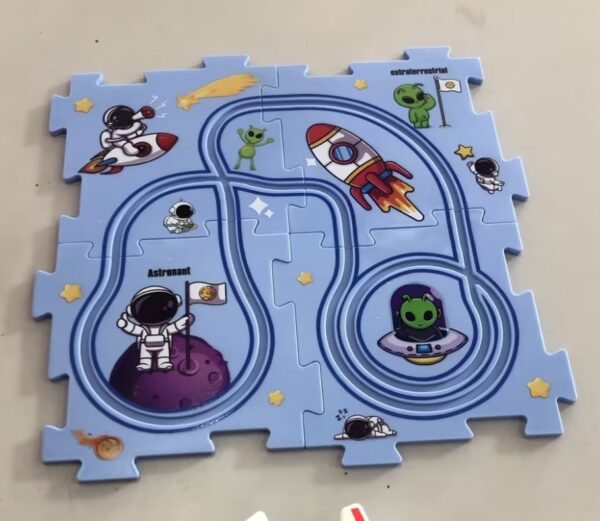 Children Puzzle Electric Railroad Speeder DIY Assembly Electric Car Automatic Rail City Scene Construction Education Toy Gift